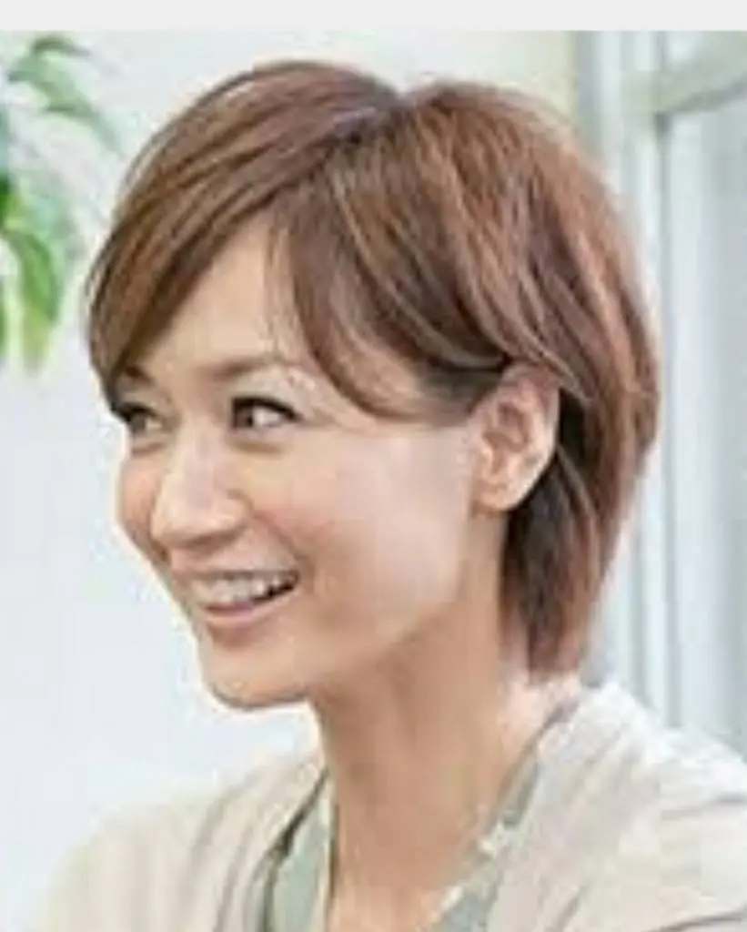 ２０１９年美容師が解説する富岡佳子さんの髪型ショートについて